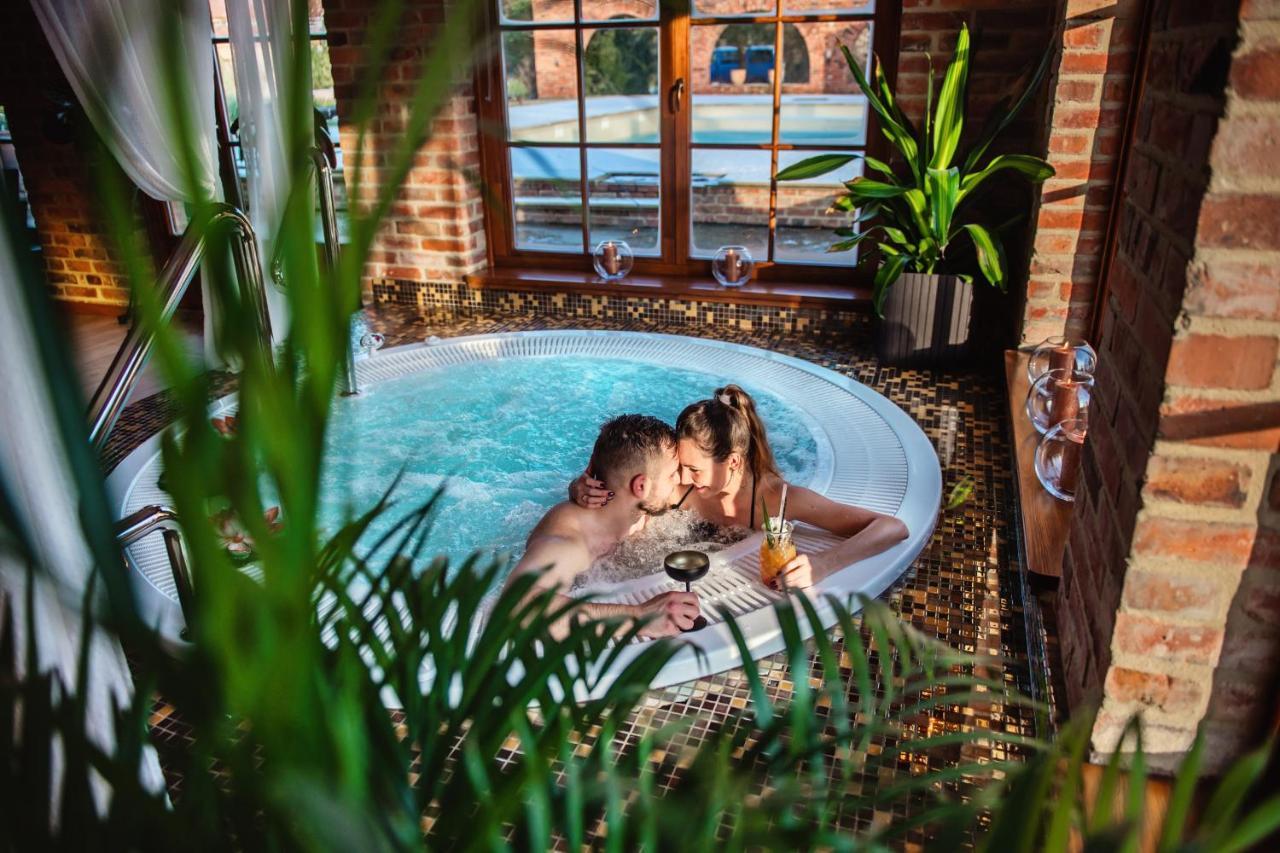 Zabi Dwor - Hotel - Restauracja - Spa Zielona Gora  Bagian luar foto