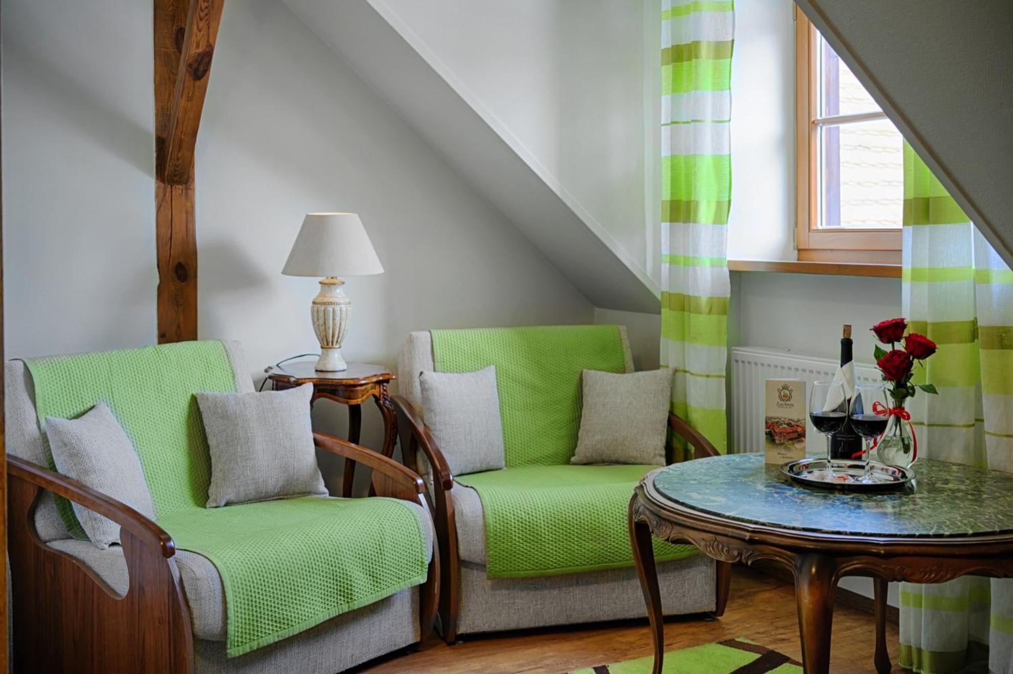 Zabi Dwor - Hotel - Restauracja - Spa Zielona Gora  Bagian luar foto