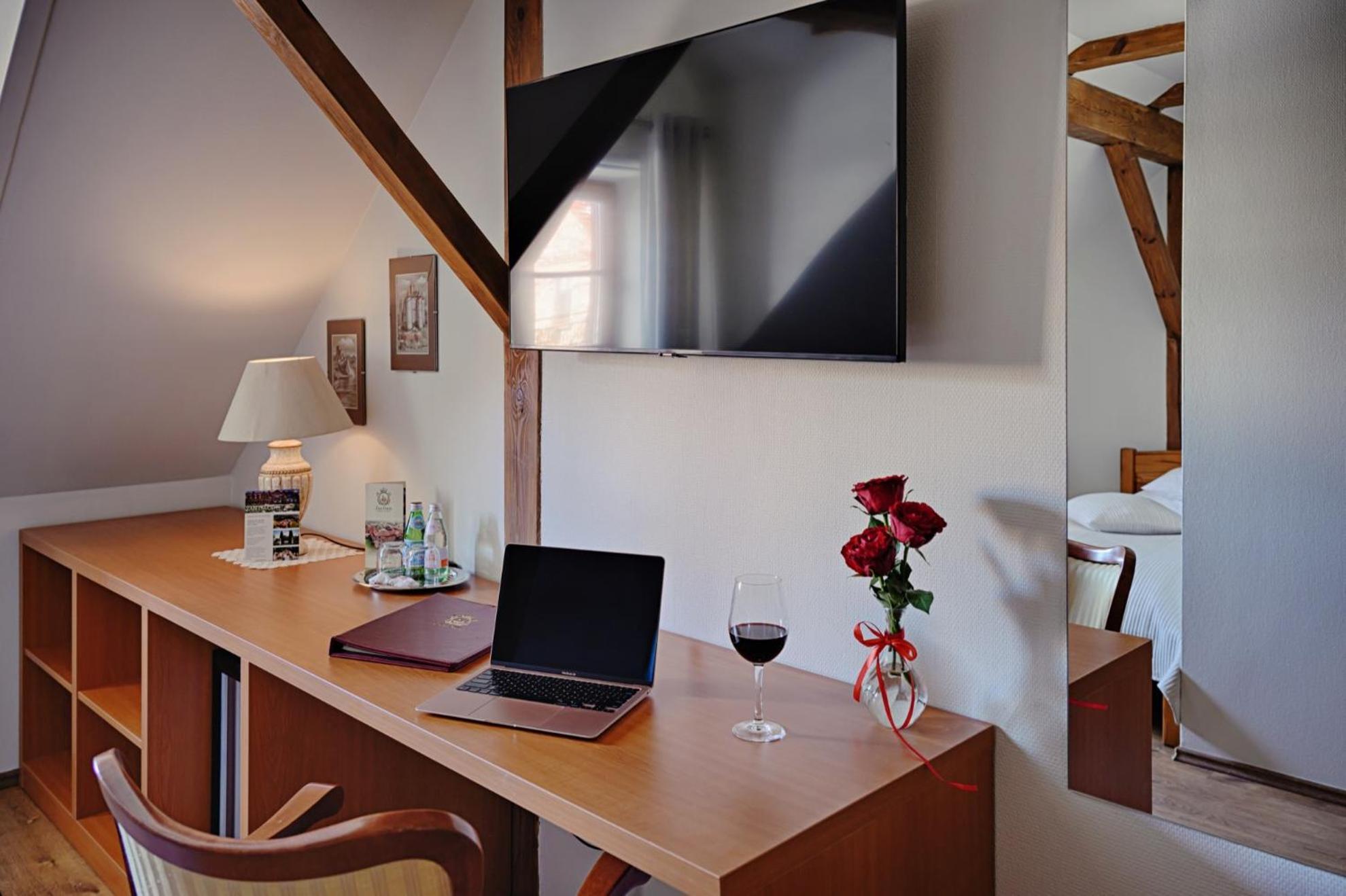 Zabi Dwor - Hotel - Restauracja - Spa Zielona Gora  Bagian luar foto