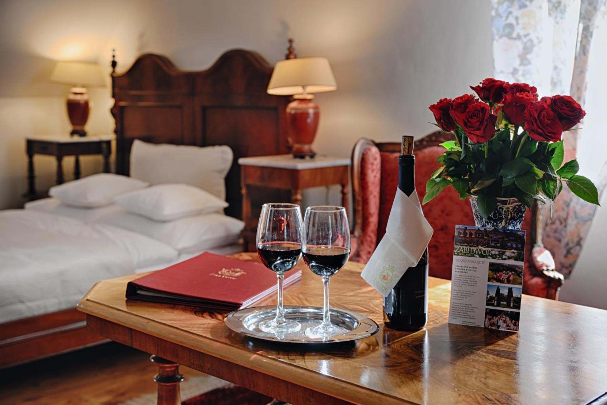 Zabi Dwor - Hotel - Restauracja - Spa Zielona Gora  Bagian luar foto